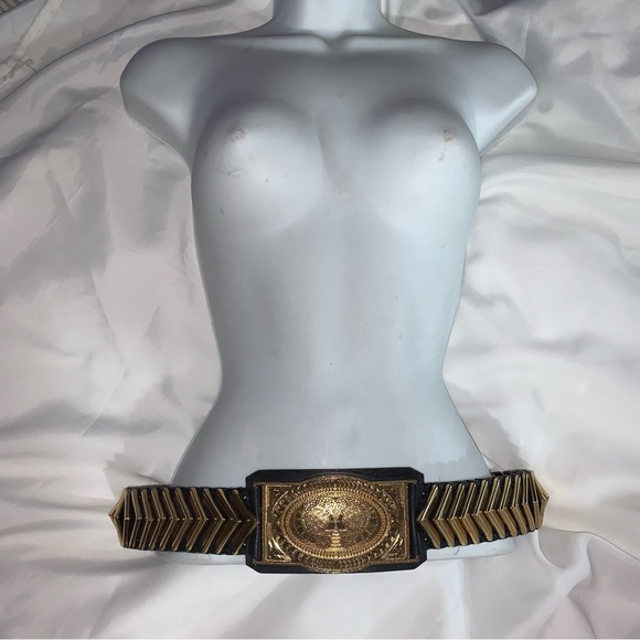 BALMAIN black leather BELT w/14k gold plate CHEVRON DARTS STATEMENT BUCKLE main image 12
